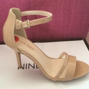 NWT Nine West Beige Sandals